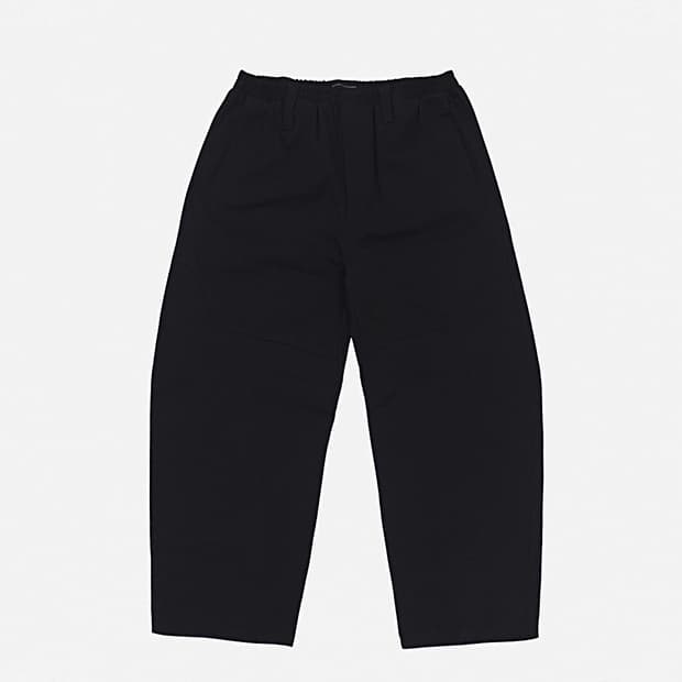 (새상품 택포가격) 이스트서비스샵 릴렉스핏 우븐 팬츠 블랙 50