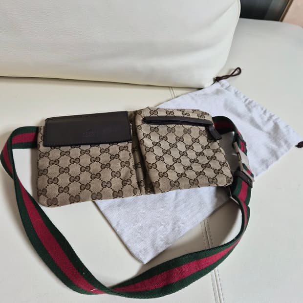 구찌정품 허리힙색 30