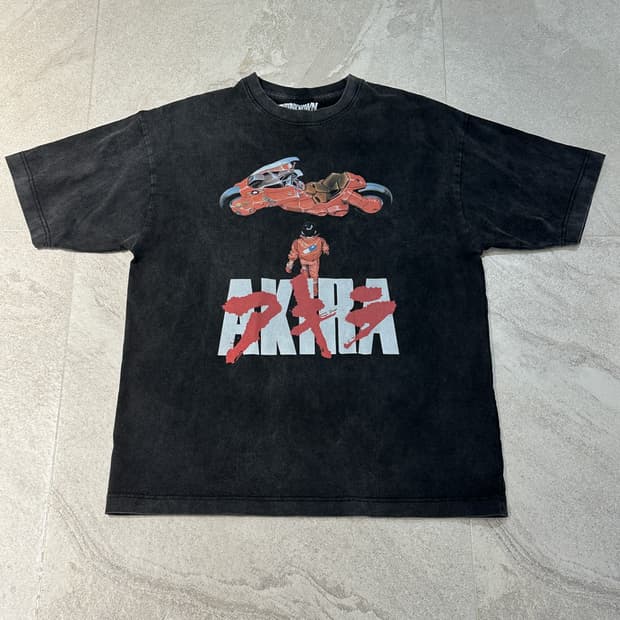 아키라 블랙 반팔 티셔츠 L