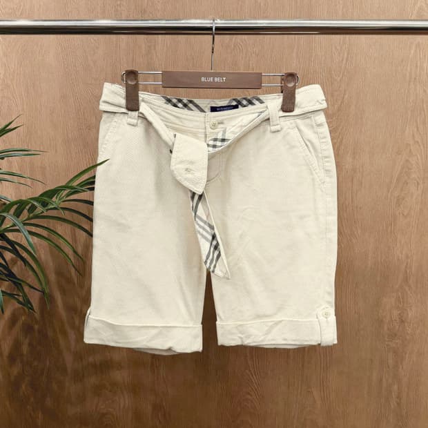 버버리 블루 라벨 골덴 하프 팬츠 버튼 롤업 디테일 레귤러핏 아이보리