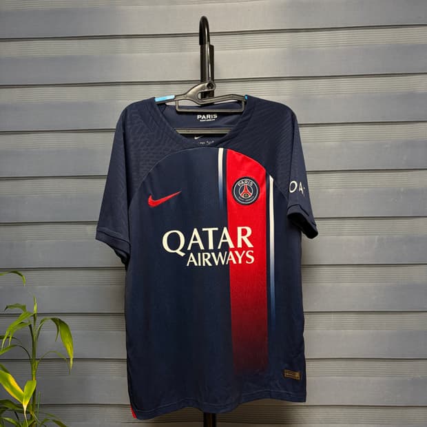 (정품)나이키 PSG 23/24 유니폼 M사이즈 파리생제르맹