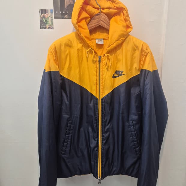 나이키 윈드러너 패딩 옐로우/네이비 컬러 남성용 M