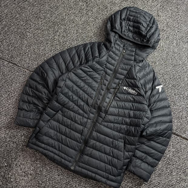 컬럼비아 700 티타늄 덕다운 경량 점퍼 2518