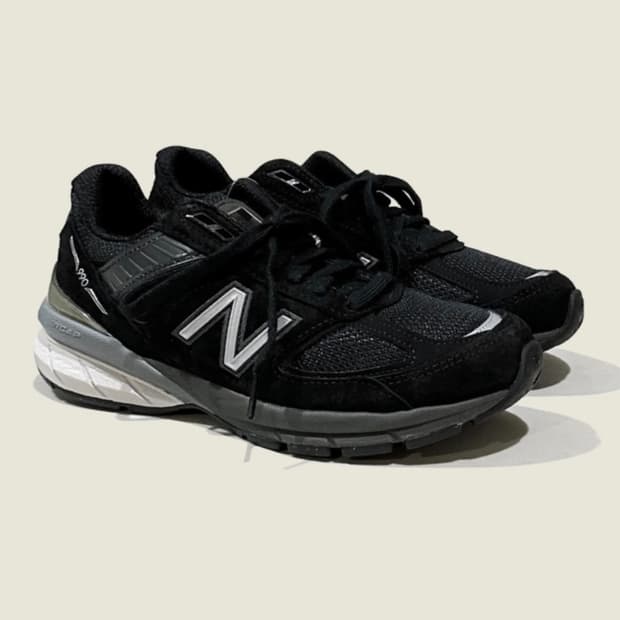 뉴발란스 990v5 블랙 240