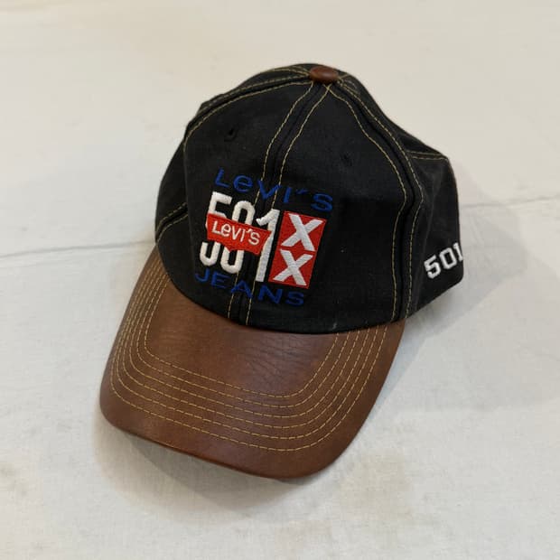초희귀) 리바이스 빈티지 501 레더 볼캡 블랙