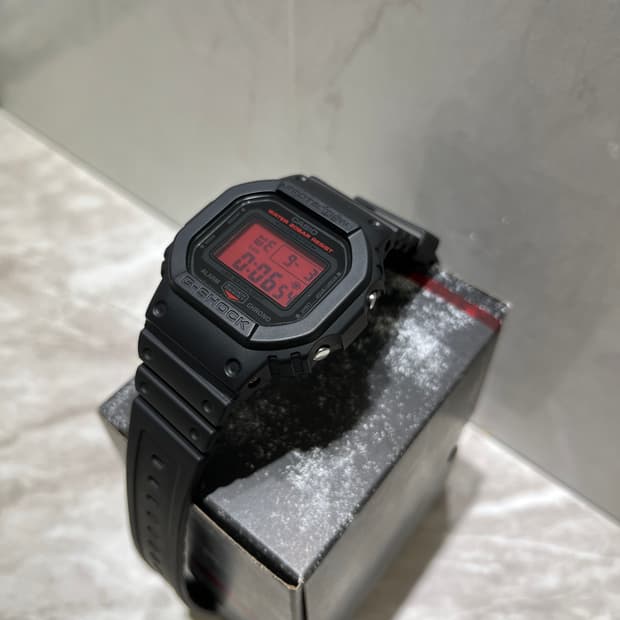 지샥 DW-5600bbr