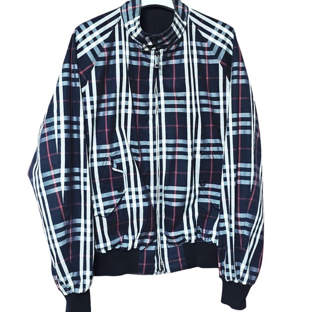 정품 버버리 블랙라벨 체크점퍼/남100~105