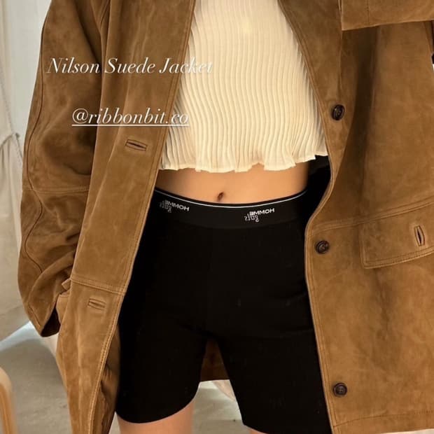 리본빛 닐슨 스웨이드 자켓 새상품