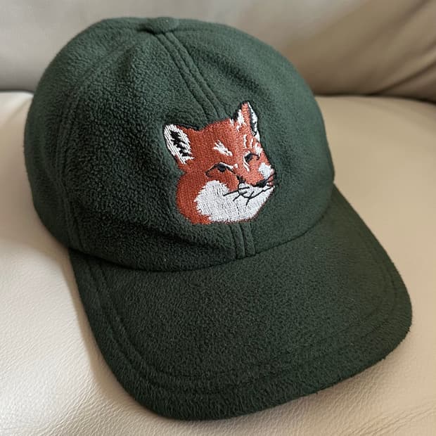 메종키츠네 폭스헤드 플리스 캡 모자