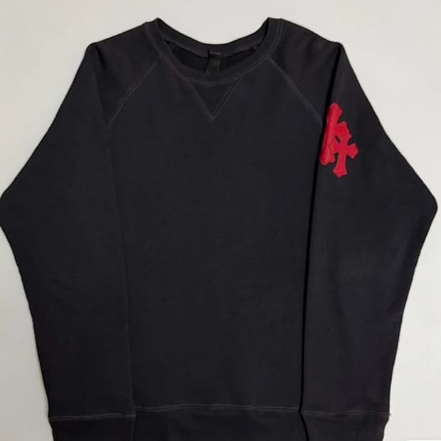 크롬하츠 레더패치 맨투맨