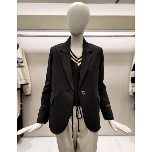 오즈세컨 백 타이 스트랩 테일러드 자켓
