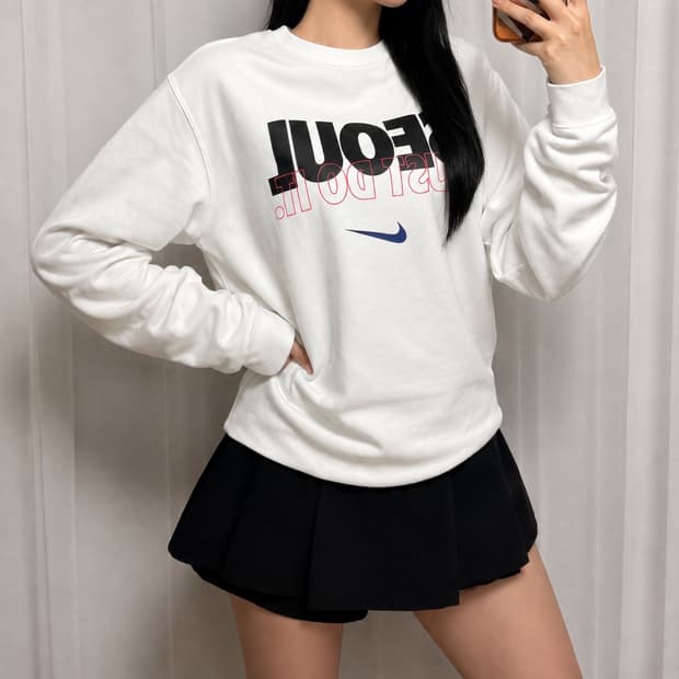 나이키 서울 JUST DO IT 그래픽 스웻셔츠