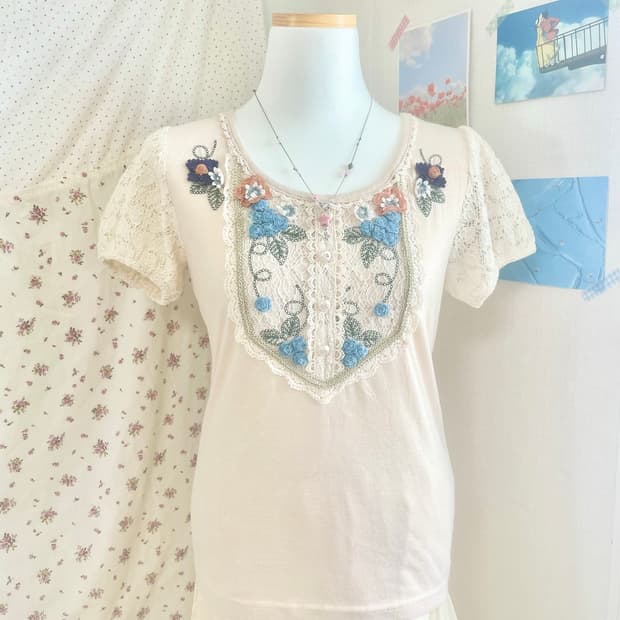 모리걸 빈티지 엑시즈팜 그런지 꽃자수 블라우스 🌸🧡🎀🩵