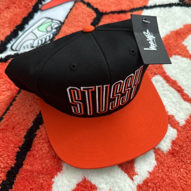 스투시 스냅백