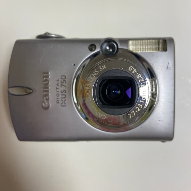 캐논 익서스 750 카메라