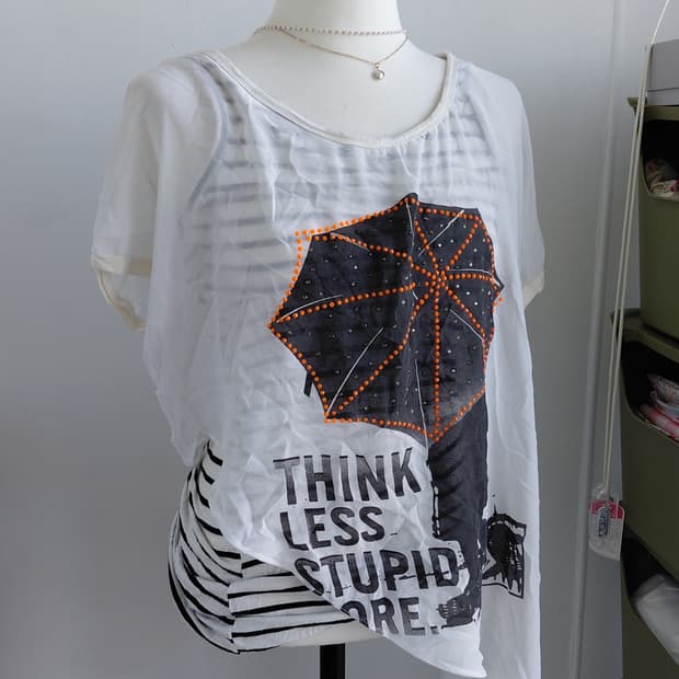 [빈티지] 프린팅 시스루 티셔츠 화이트