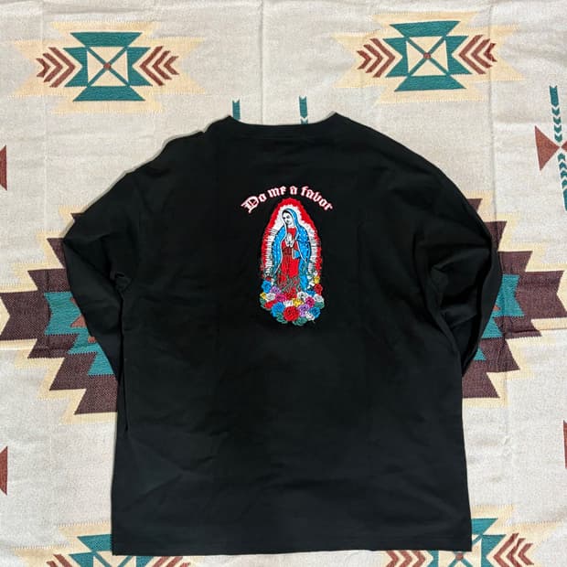 잭로즈 마리아 자수 롱슬리브 맨투맨