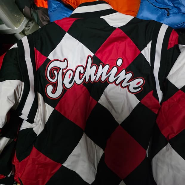 Tech Nine 다이아몬드 패턴 점퍼