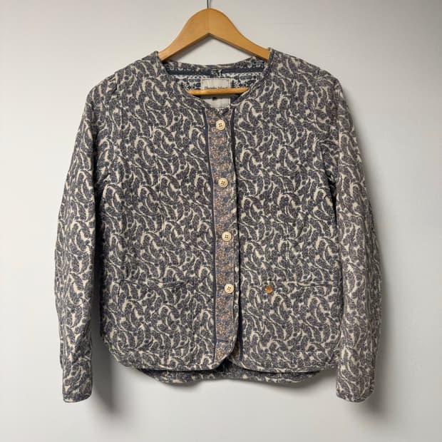 써스데이아일랜드 페이즐리 패턴 노카라 퀄팅 자켓 S