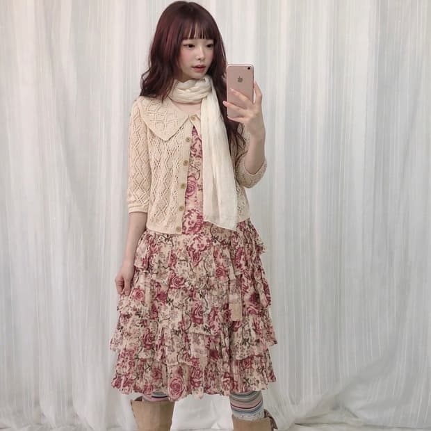 붉은 꽃잎 소녀 코디 set🌷