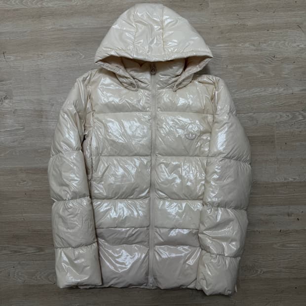 아디다스 덕다운 유광 패딩