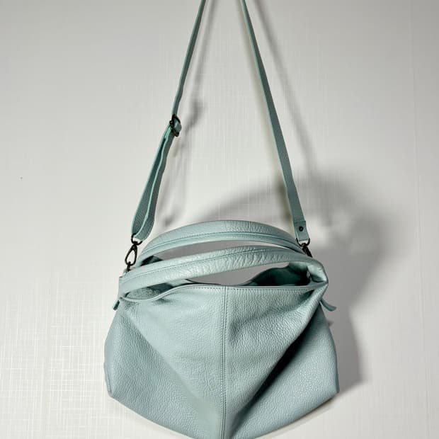 Pelletteria Veneta 빈티지 민트 티파니 블루 가죽 크로스백