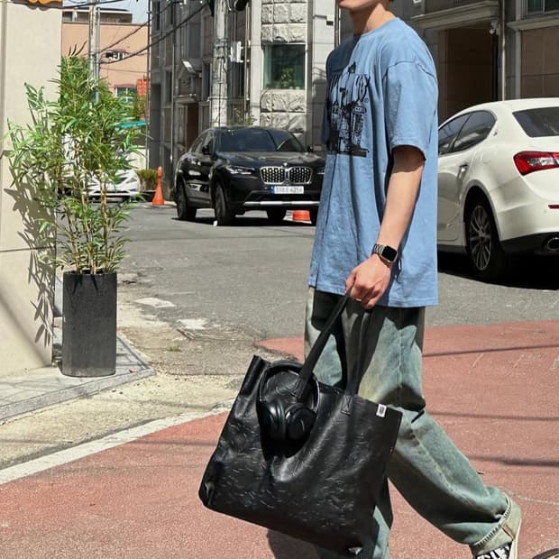 베이프 가방 가죽 숄더백 토트백 새상품 정품