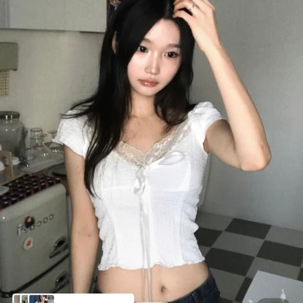 반팔 블라우스