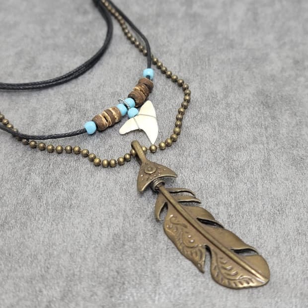 feather necklace set