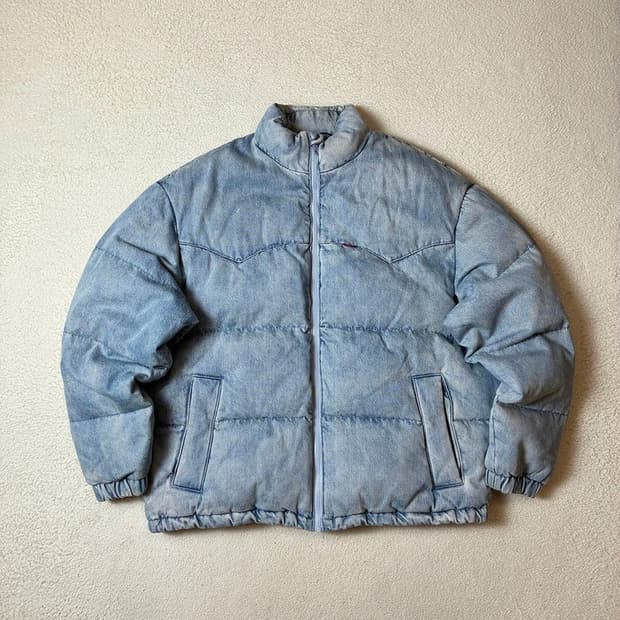 리바이스 피그먼트 이클립스 단열 숏 푸퍼 패딩 PN7730