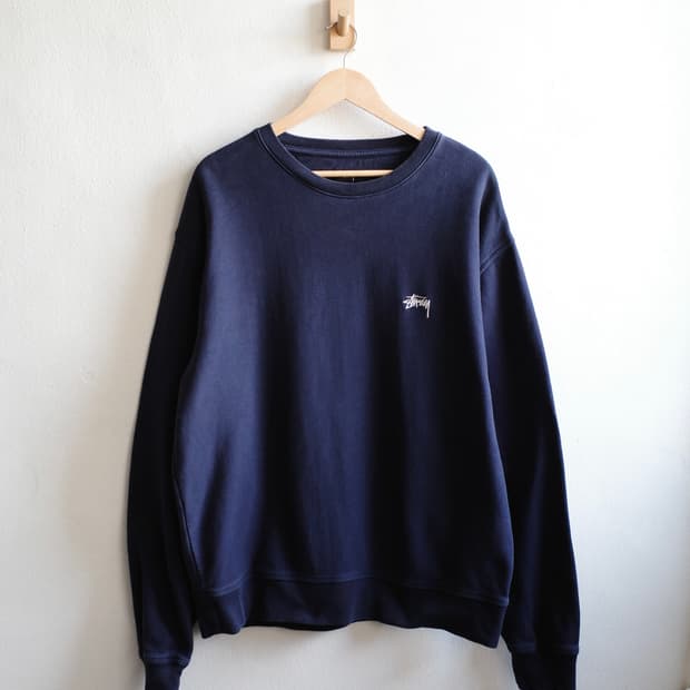 스투시 리버스위브 스웻셔츠