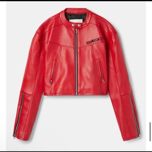 에스이오 가죽 레드컬러🫧(1회착용)