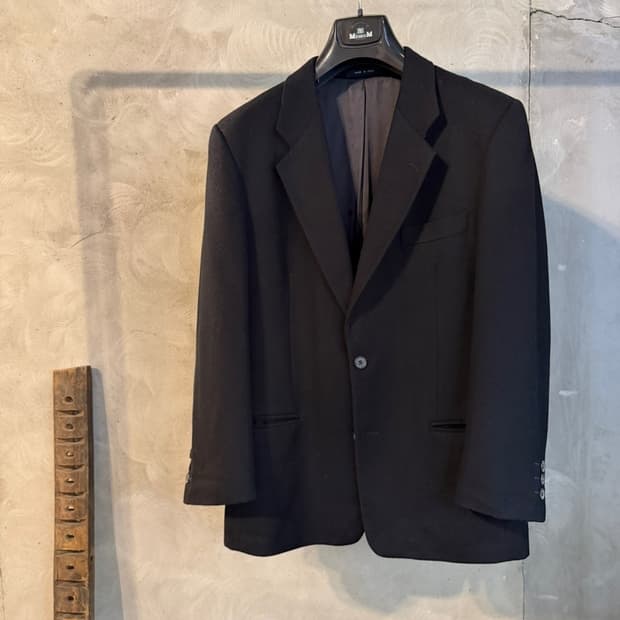 엠포리오 아르마니 테일러드 자켓 100