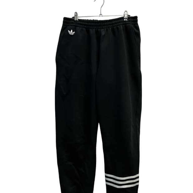 (M) 아디다스 뉴클래식 스웨트팬츠 블랙 클라우드 화이트