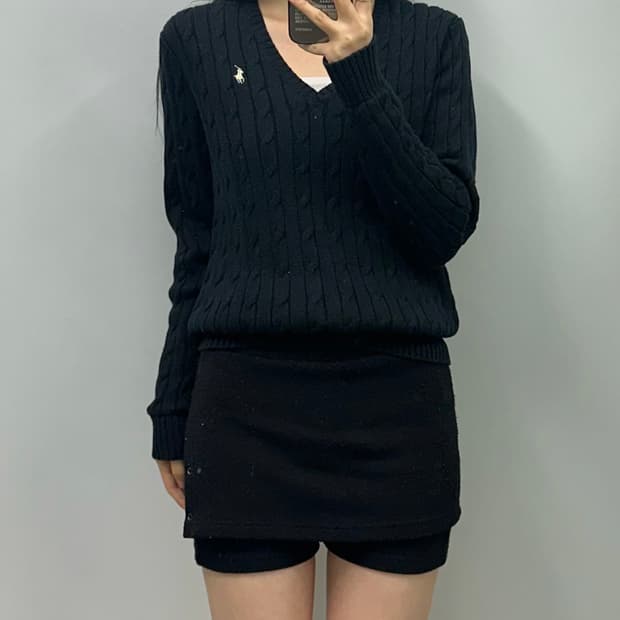 폴로 랄프로렌 신형 블랙 브이넥 꽈배기 니트