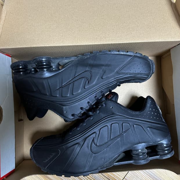 나이키 샥스 r4 265