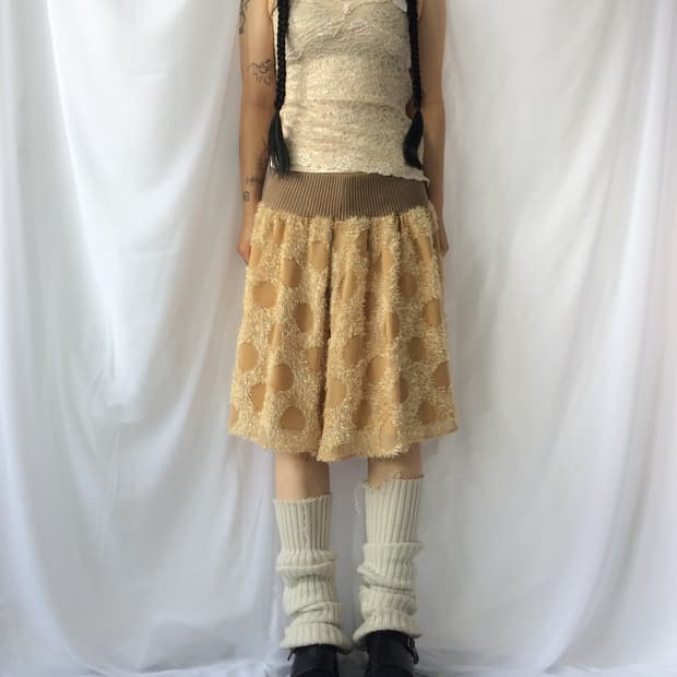 Lace sleeveless