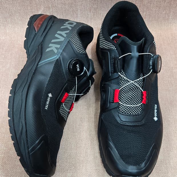 블랙야크 275mm- 일루전 로드 GTX  보아다이얼 트레킹화   