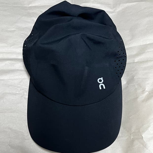 온러닝 라이트웨이트 캡(On lightweight cap)