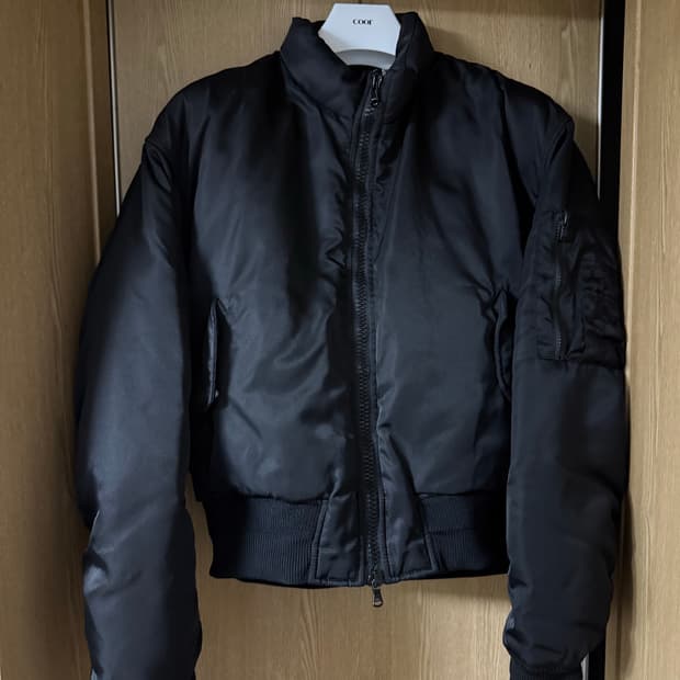 [M] 쿠어 스탠드 칼라 넥 다운 푸퍼