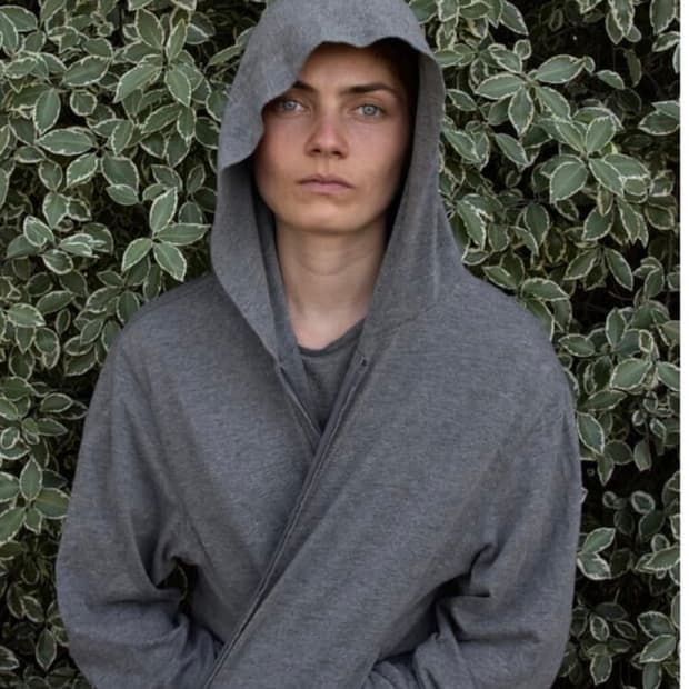 머듈 라운지 후드 그레이 2사이즈 구합니다