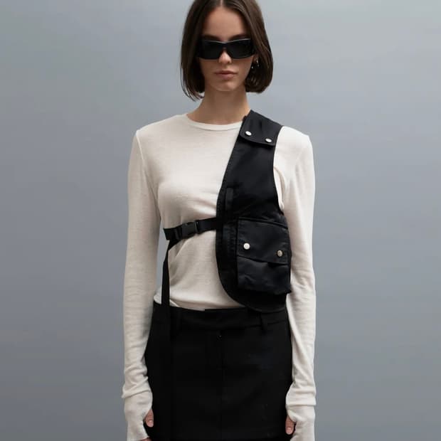 더포르타 원숄더 버클 카고 포켓 베스트