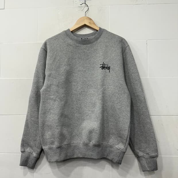 스투시 기모맨투맨