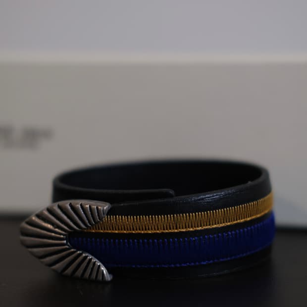 토가 비릴리스 자수 뱅글