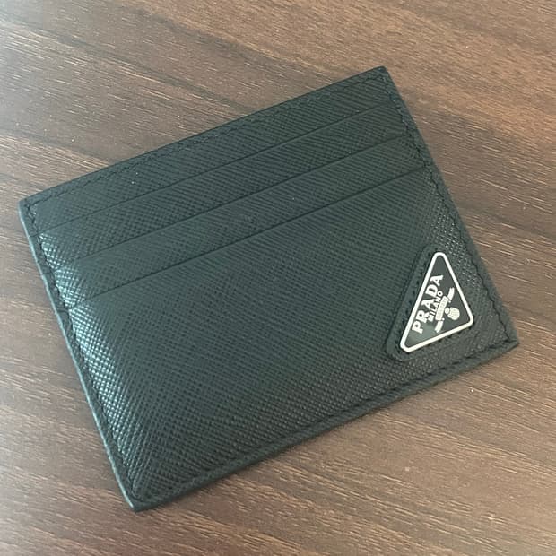 프라다 카드지갑