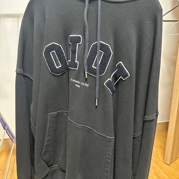 OIOI 오아이오아이 후드티 블랙 XL