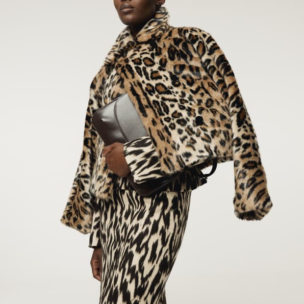 렉토 RECTO 레오파드 폭스 퍼 숏 코트 베이지