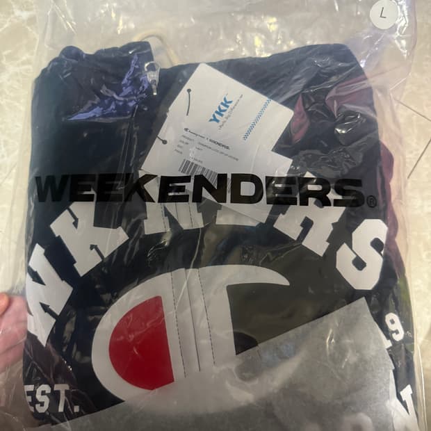 L사이즈 위캔더스 챔피온 네이비 후드집업