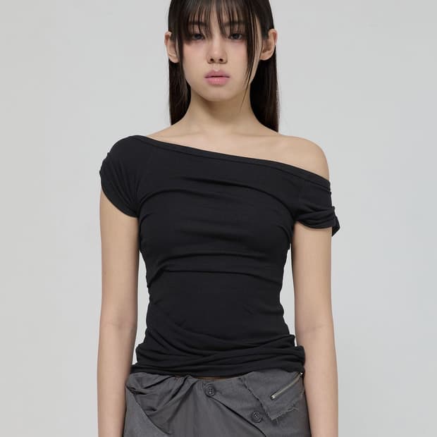플레어업 드레이프 탑 블랙