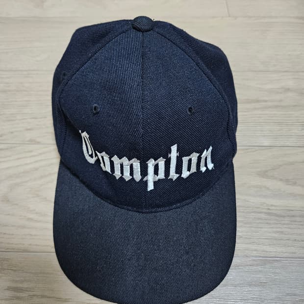 빈티지 Compton 볼캡 블랙